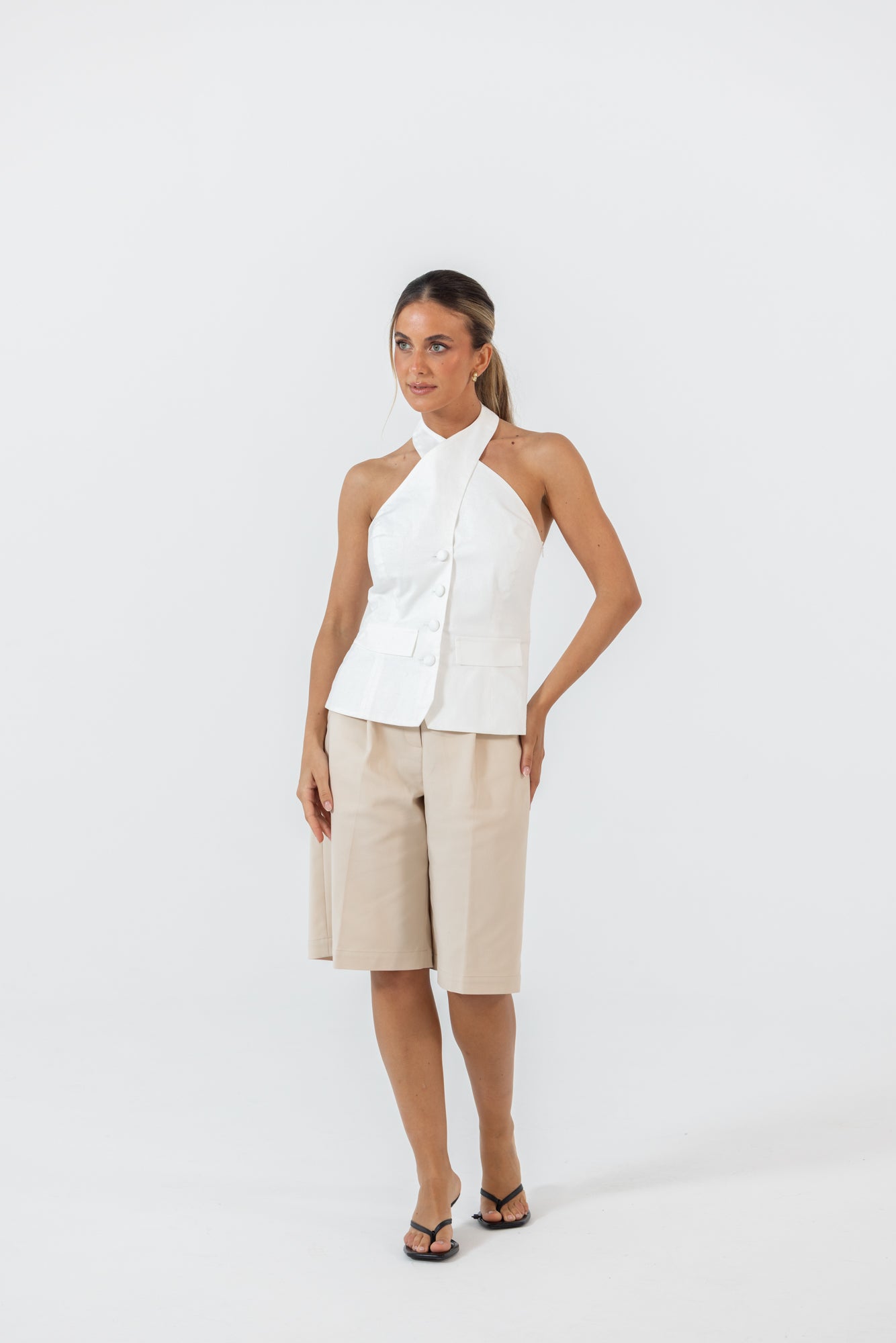 Ease Short