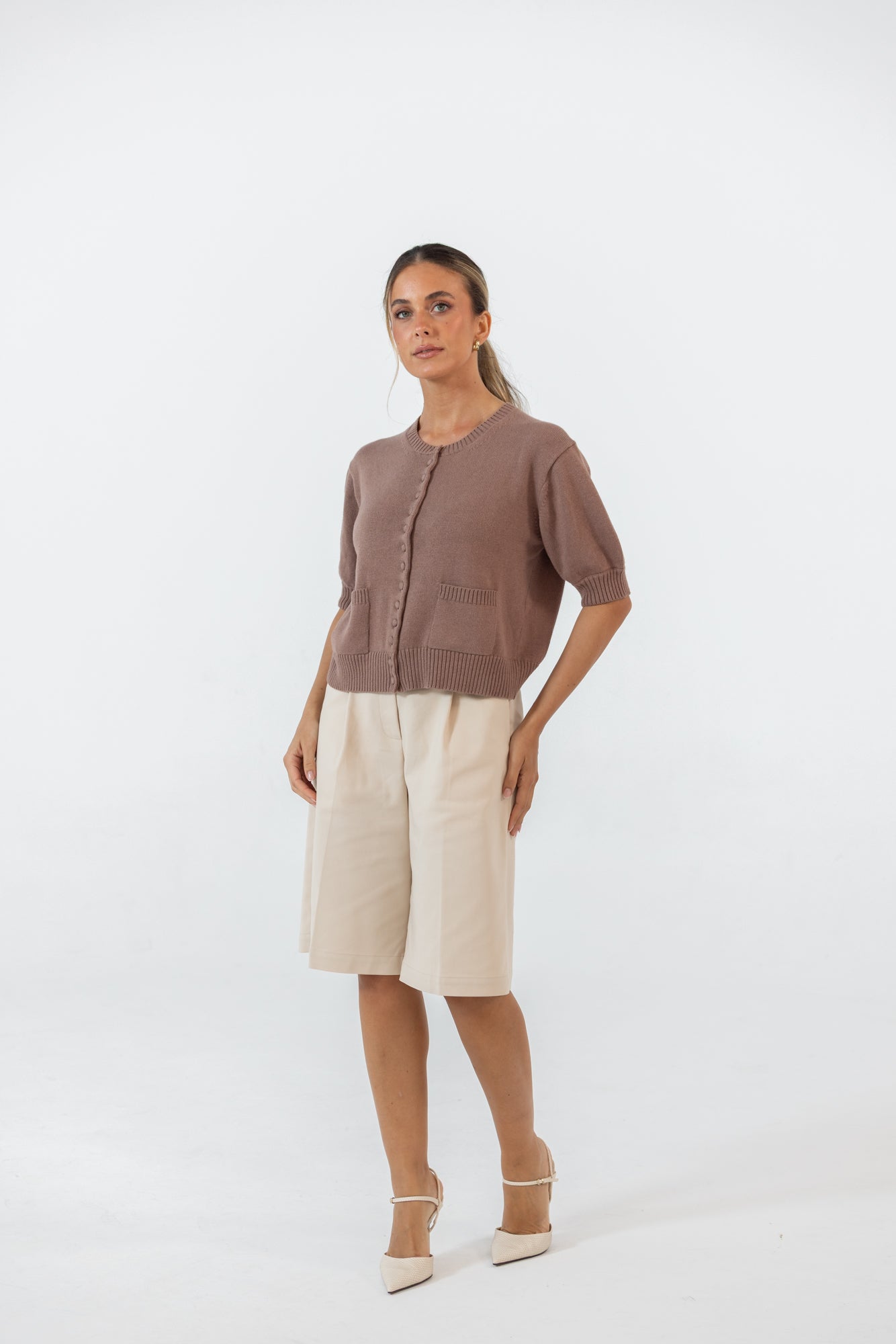 Ease Short